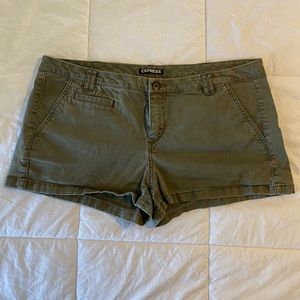 Express shorts